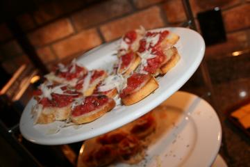 Example of how appetizers like bruschetta can be a big hit.